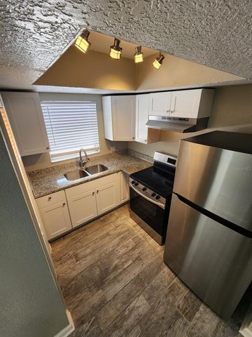 705 1ST STREET 2, Indian Rocks Beach, FL 33785