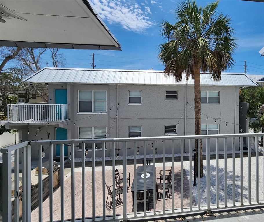 705 1ST STREET 2, Indian Rocks Beach, FL 33785