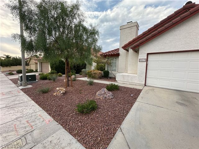9517 Echo Glen Drive, Las Vegas, NV 89117