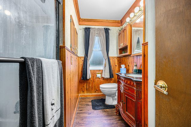 7702 N Gleneagle Drive, Kalamazoo, MI 49048