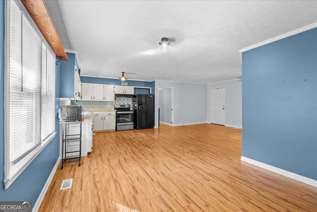 80 Oak Ridge Way, Bremen, GA 30110