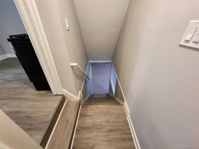 15705 Juliana Avenue, Eastpointe, MI 48021