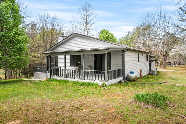 9045 Betty Jo Circle, Young Harris, GA 30582