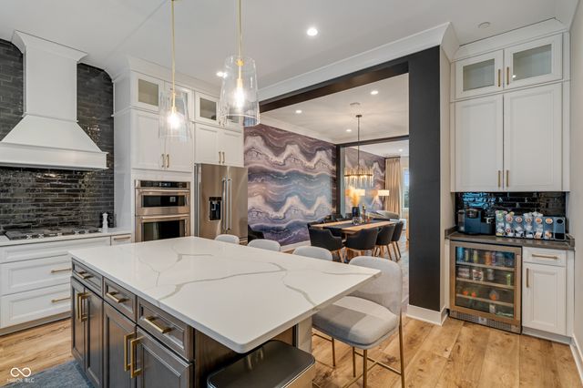 922 Berkhamsted Lane, Carmel, IN 46032