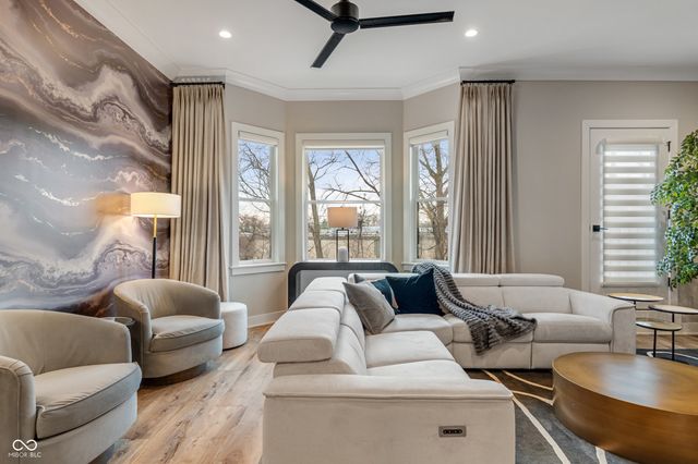 922 Berkhamsted Lane, Carmel, IN 46032