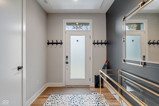 922 Berkhamsted Lane, Carmel, IN 46032