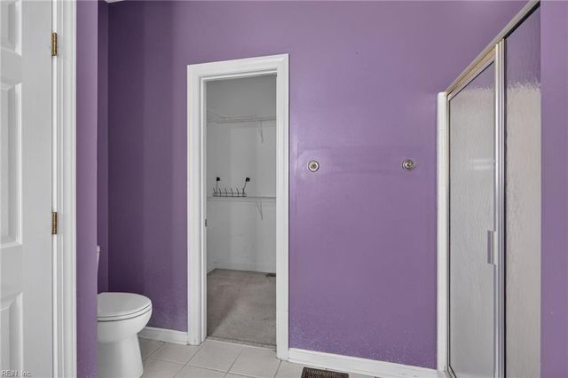 411 Honeysuckle LN, Yorktown, VA 23693