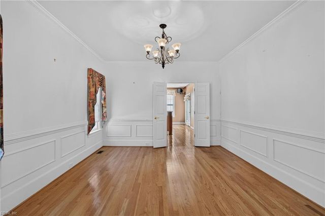 411 Honeysuckle LN, Yorktown, VA 23693