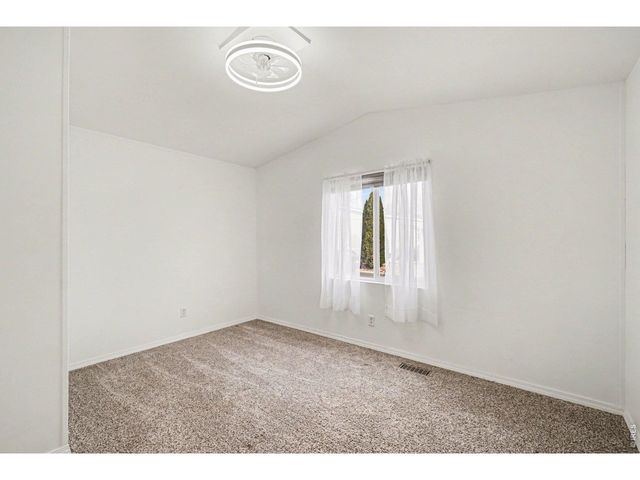 1826 Sandstone Ct 86, Loveland, CO 80537