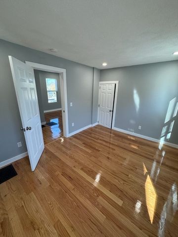 193 Winter St 1, Saugus, MA 01906