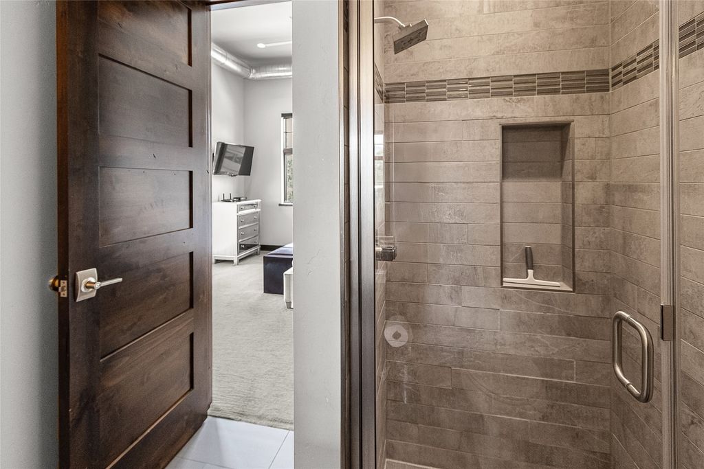 214 E 2nd Street 302, Whitefish, MT 59937 photo 24