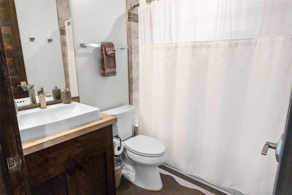 214 E 2nd Street 302, Whitefish, MT 59937 photo 29