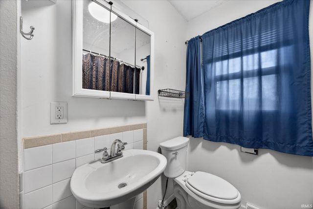 7575 S Harmony Road, Bloomington, IN 47403