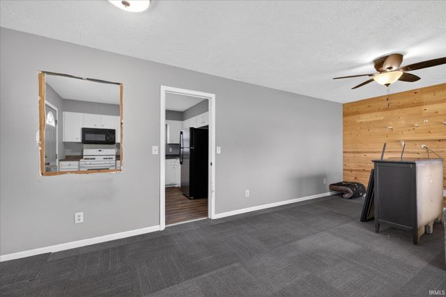 7575 S Harmony Road, Bloomington, IN 47403