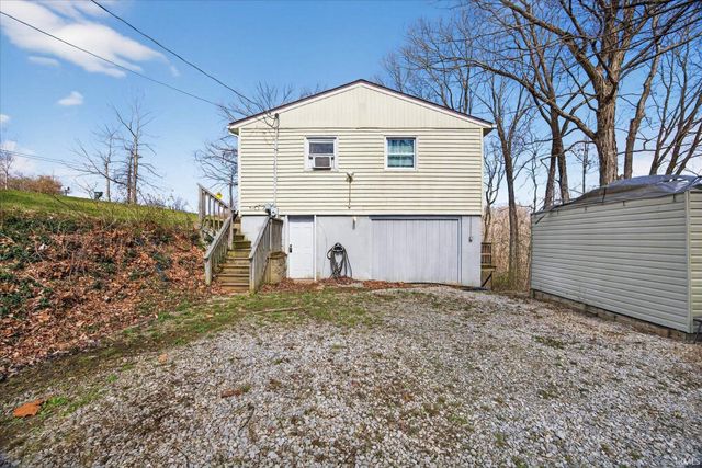 7575 S Harmony Road, Bloomington, IN 47403