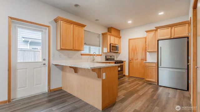 1100 E Illinois Street, Bellingham, WA 98226