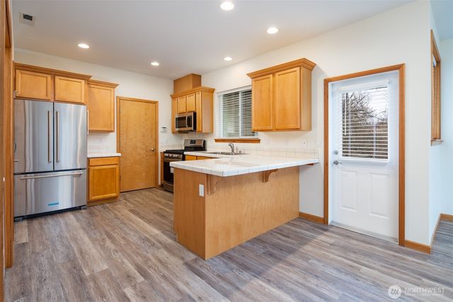 1100 E Illinois Street, Bellingham, WA 98226