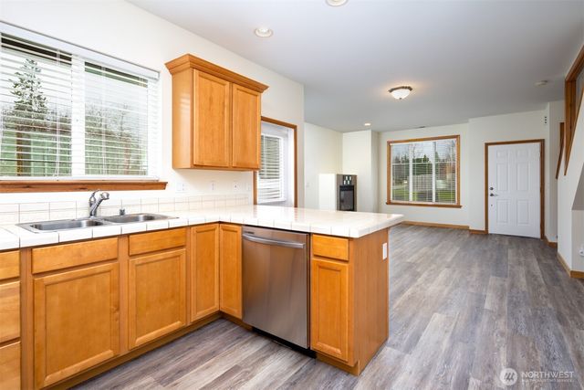 1100 E Illinois Street, Bellingham, WA 98226