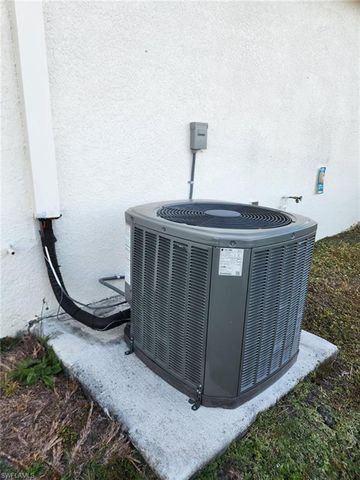 1819 NE 23rd TER, Cape Coral, FL 33909