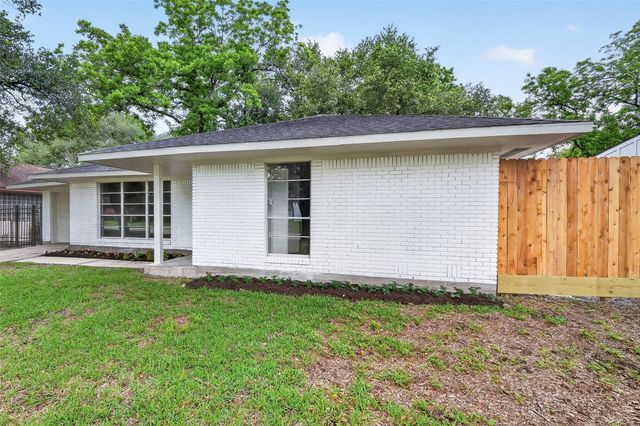 4106 Woodshire Street, Houston, TX 77025