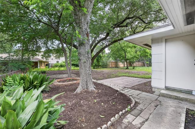 4106 Woodshire Street, Houston, TX 77025