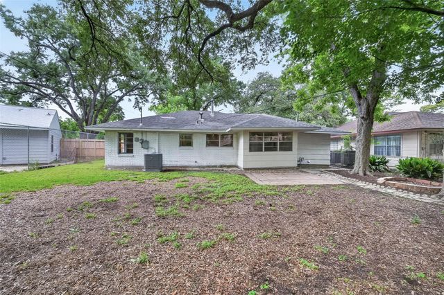 4106 Woodshire Street, Houston, TX 77025