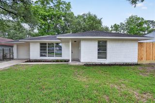 4106 Woodshire Street, Houston, TX 77025