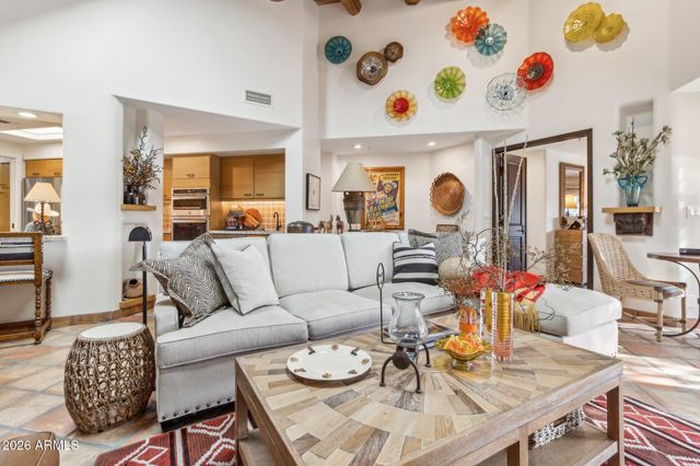 9250 E WHITETHORN Circle, Scottsdale, AZ 85266