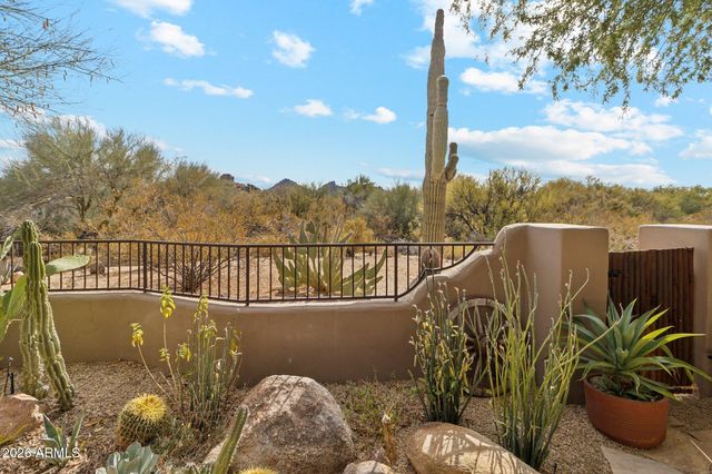 9250 E WHITETHORN Circle, Scottsdale, AZ 85266