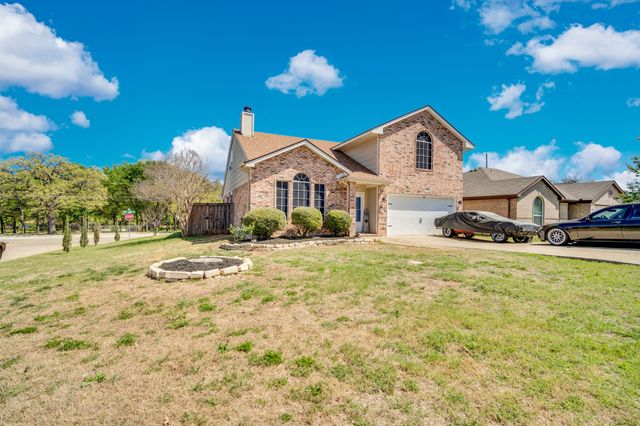 1808 Rybovich Lane, Mansfield, TX 76063