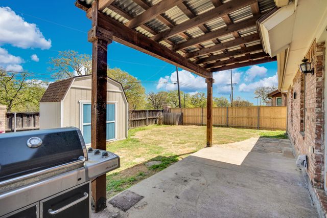 1808 Rybovich Lane, Mansfield, TX 76063