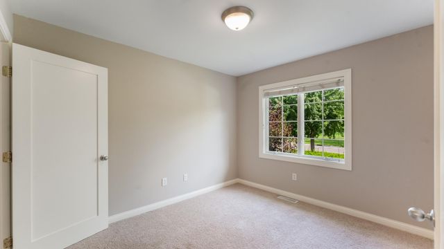 350 Trailstone Drive SW, Cokato, MN 55321