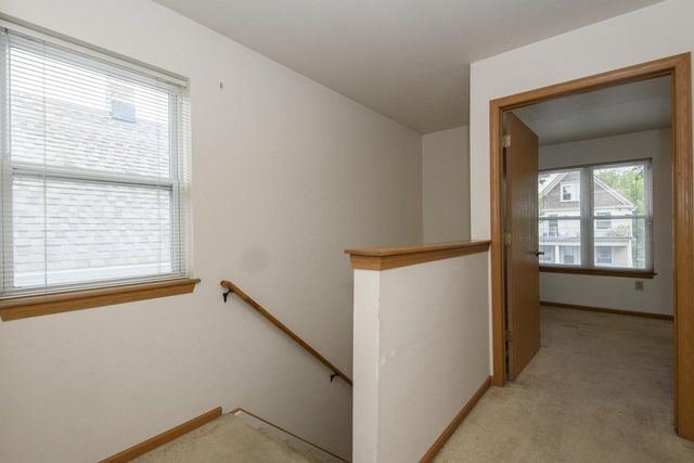 2932 N Dr William Finlayson STREET, Milwaukee, WI 53212