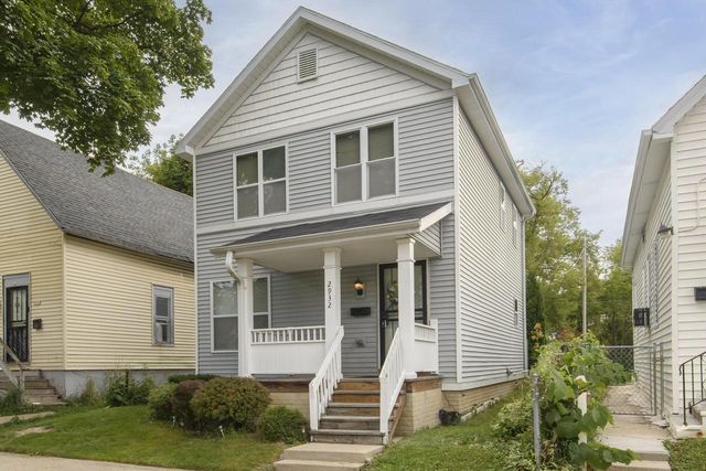 2932 N Dr William Finlayson STREET, Milwaukee, WI 53212
