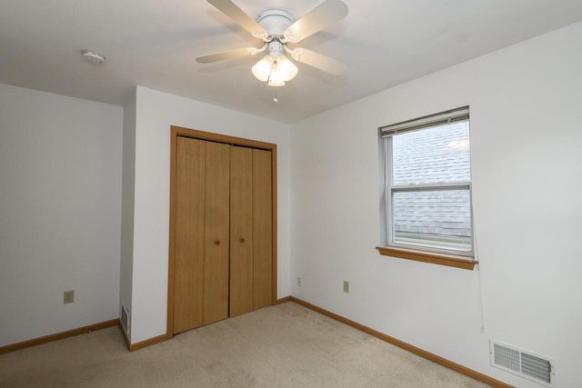 2932 N Dr William Finlayson STREET, Milwaukee, WI 53212