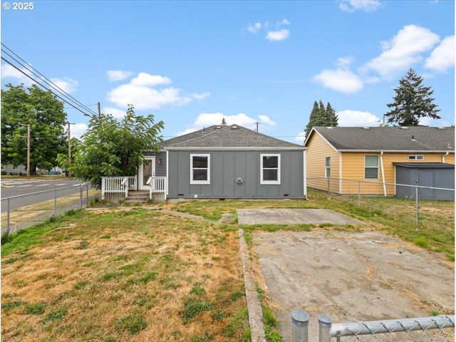 1001 S 6TH Ave, Kelso, WA 98626