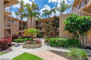 1075 Foxfire LN 201, Naples, FL 34104