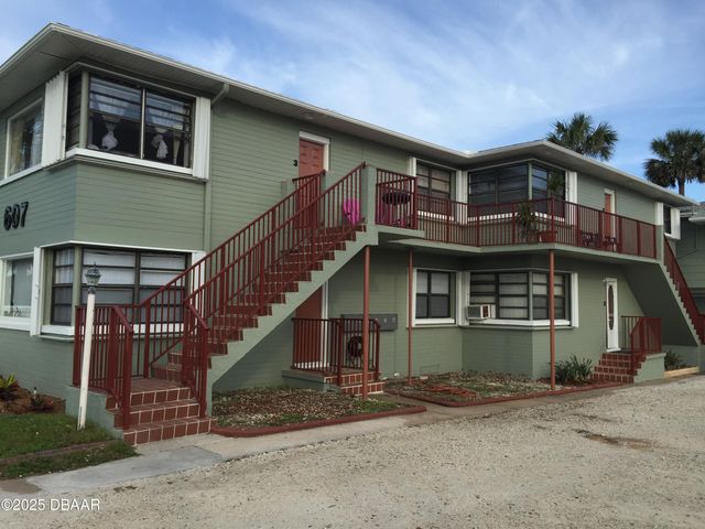 607 Jessamine Blvd Apt 4, Daytona Beach, FL 32118