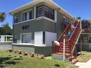 607 Jessamine Blvd Apt 4, Daytona Beach, FL 32118