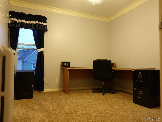 12 Seneca Pksd, Buffalo, NY 14210