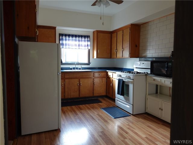 12 Seneca Pksd, Buffalo, NY 14210