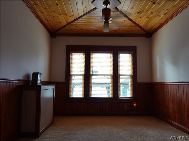 12 Seneca Pksd, Buffalo, NY 14210
