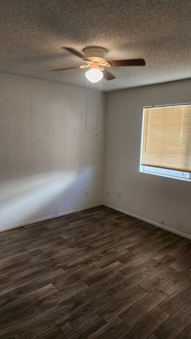 2128 E El Parque Drive, Tempe, AZ 85282