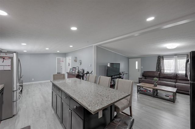 2373 Crockett Martin Road, Conroe, TX 77306