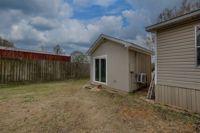 2373 Crockett Martin Road, Conroe, TX 77306
