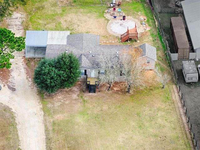 2373 Crockett Martin Road, Conroe, TX 77306