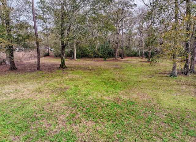 2373 Crockett Martin Road, Conroe, TX 77306