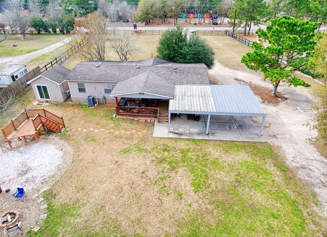 2373 Crockett Martin Road, Conroe, TX 77306