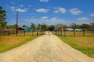 2373 Crockett Martin Road, Conroe, TX 77306