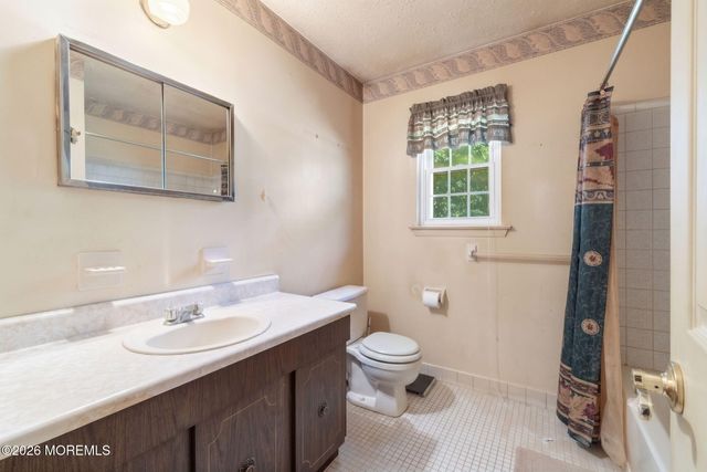 962 Sids Court 962, Brick, NJ 08724